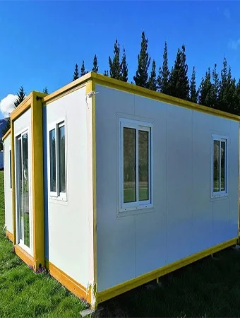 Expanding container houses