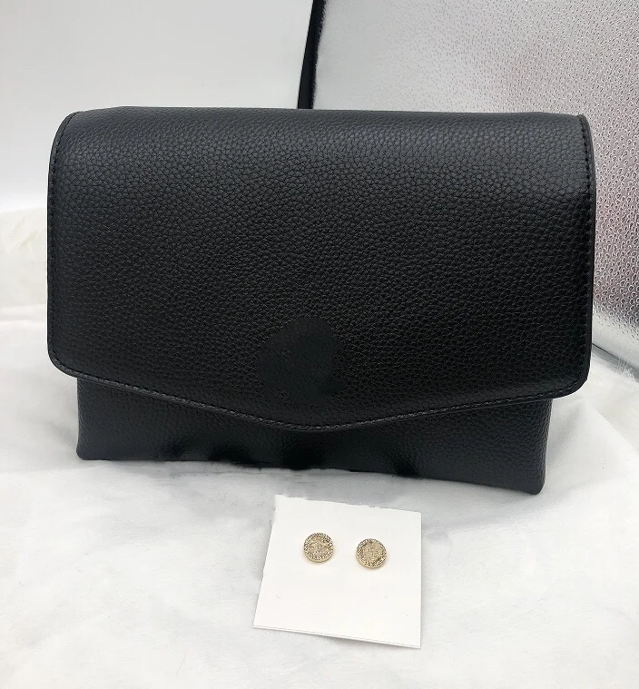 Fashion Small Women's Crossbody PU Leather Handbags Mini Shoulder Bag 3 Piece Set Women Messenger Bags Earrings and Shoes Set, Black/apricot
Fashion Small Women's Crossbody PU Leather Handbags Mini Shoulder Bag 3 Piece Set Women Messenger Bags Earrings and Shoes Set, Black/apricot
