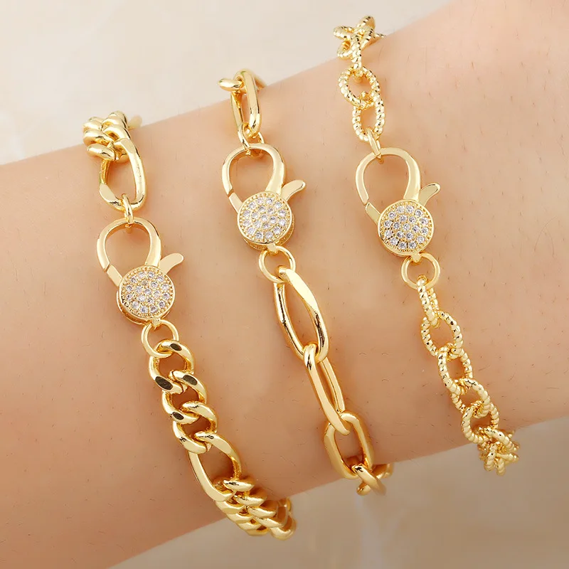 Original cool style Cuban chain bracelet designed by Instagram ladies bracelet, Gold color
Original cool style Cuban chain bracelet designed by Instagram ladies bracelet, Gold color