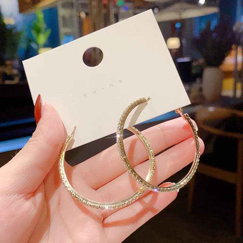 925 Sterling Silver Needle 18K Gold Plated 43mm Round Rhinestone Crystal Hoop Earrings Diamond Hoop Earrings
925 Sterling Silver Needle 18K Gold Plated 43mm Round Rhinestone Crystal Hoop Earrings Diamond Hoop Earrings