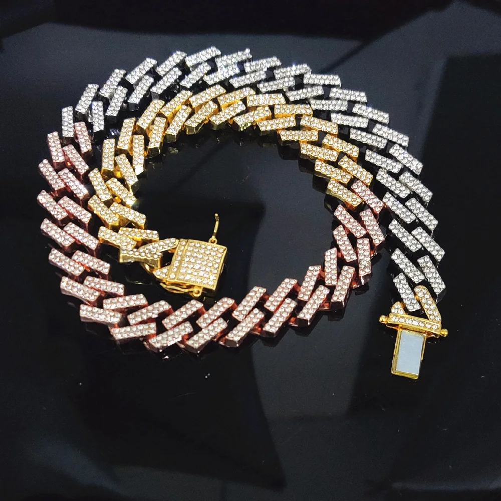 12mm 18k Gold Pink Bracelet Rhinestone Zinc Alloy Rose Gold Cuban Link Chain Wholesale Hip Hop Jewelry
12mm 18k Gold Pink Bracelet Rhinestone Zinc Alloy Rose Gold Cuban Link Chain Wholesale Hip Hop Jewelry