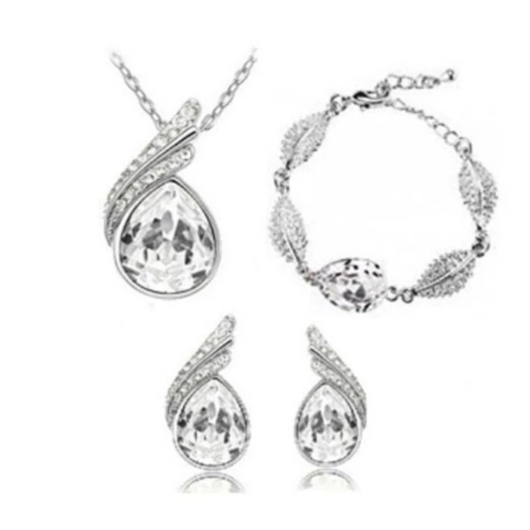 New Design Women american diamond necklace sets Jewelry set Earrings Bracelet Customizable Three-Piece sapphire jwelry Set
New Design Women american diamond necklace sets Jewelry set Earrings Bracelet Customizable Three-Piece sapphire jwelry Set