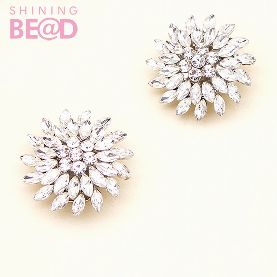Luxury Crystal Shoe Clips Removable Rhinestone Shoes Charms Shiny Buckles Wedding Bridal Decoration Accessory, Gold,sliver plated
Luxury Crystal Shoe Clips Removable Rhinestone Shoes Charms Shiny Buckles Wedding Bridal Decoration Accessory, Gold,sliver plated