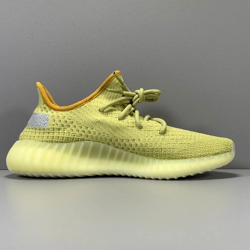 AAAA High Quality Mens Women Yezzis 350 V2 Marsh Reflective Running Sports Yeezy Shoes For Winter Summer Spring Autumn Season
AAAA High Quality Mens Women Yezzis 350 V2 Marsh Reflective Running Sports Yeezy Shoes For Winter Summer Spring Autumn Season