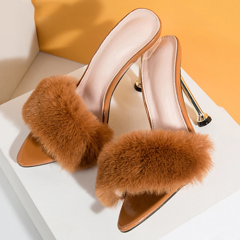 Summer NEW 2021 High Heels Pointed Toe Elegant Solid Faux Fur Sexy Slippers Femmes Chaussures Pointed Toe Patchwork Women Shoes, Black brown
Summer NEW 2021 High Heels Pointed Toe Elegant Solid Faux Fur Sexy Slippers Femmes Chaussures Pointed Toe Patchwork Women Shoes, Black brown