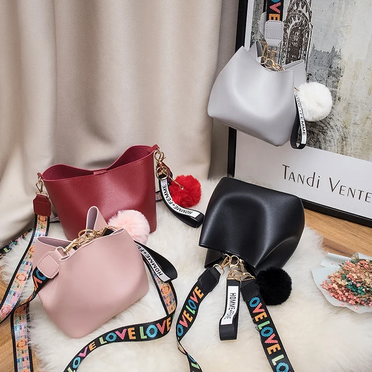 Large Capacity Fashion PU Leather Girl Handbags Mini Ladies Shoulder Hand Bag For Women, Stock color
Large Capacity Fashion PU Leather Girl Handbags Mini Ladies Shoulder Hand Bag For Women, Stock color