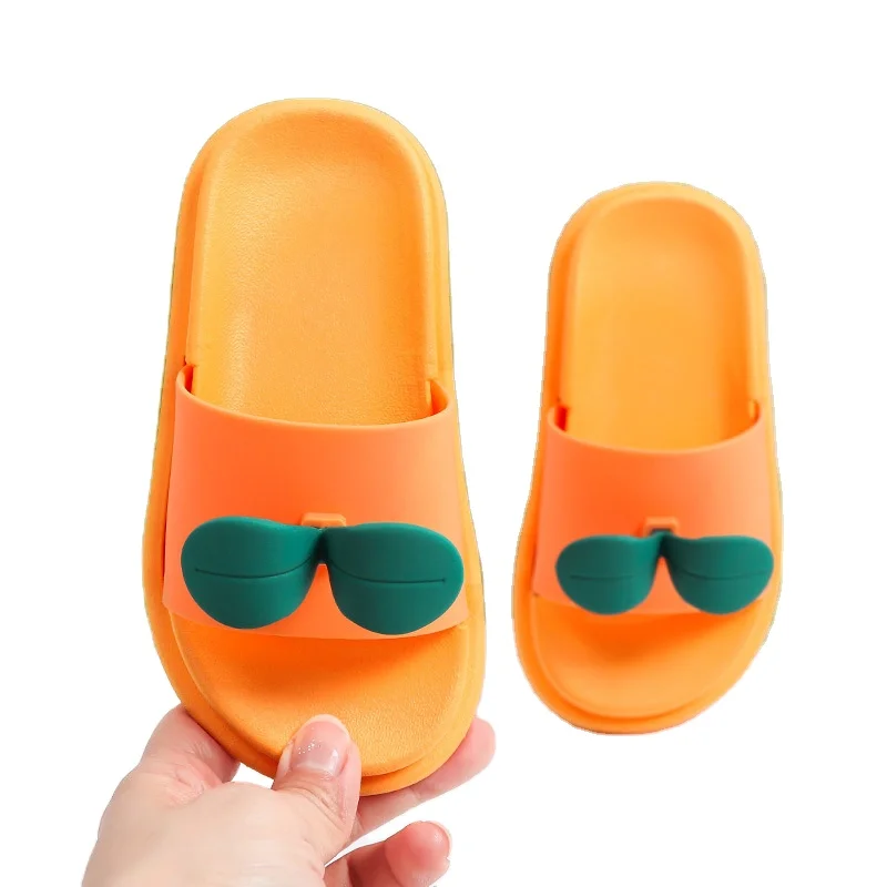 Children slippers summer girl baby cute leaf wings slipper outside bathroom non-slip children sandals
Children slippers summer girl baby cute leaf wings slipper outside bathroom non-slip children sandals