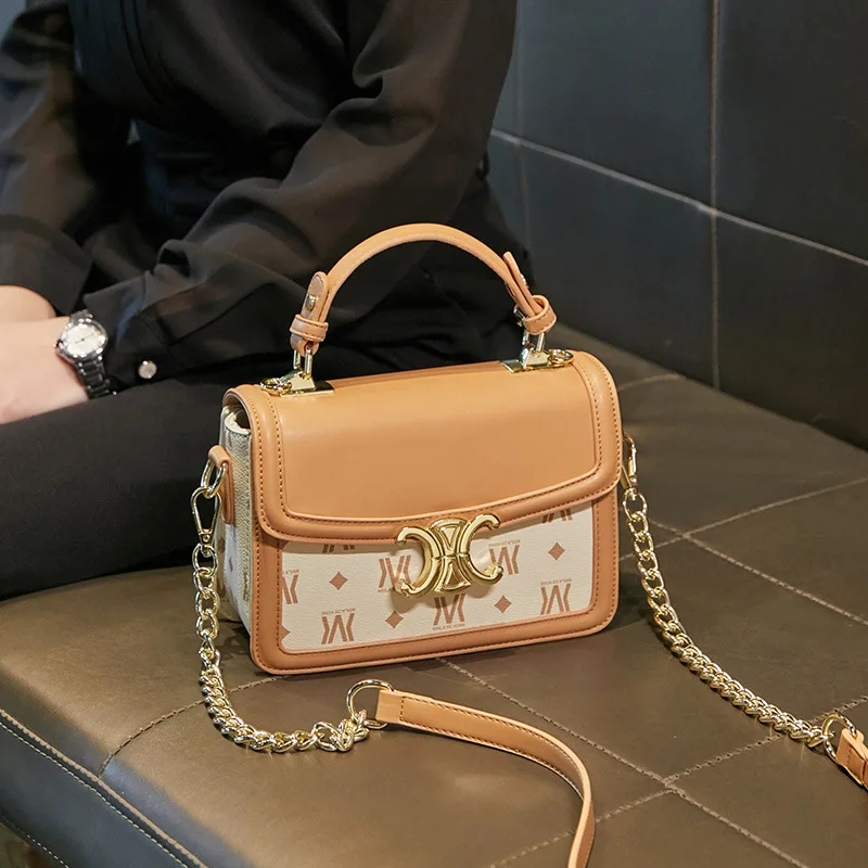 female 2021 new small designer triumphal arch square bag fashion unique handbag retro one shoulder bag
female 2021 new small designer triumphal arch square bag fashion unique handbag retro one shoulder bag