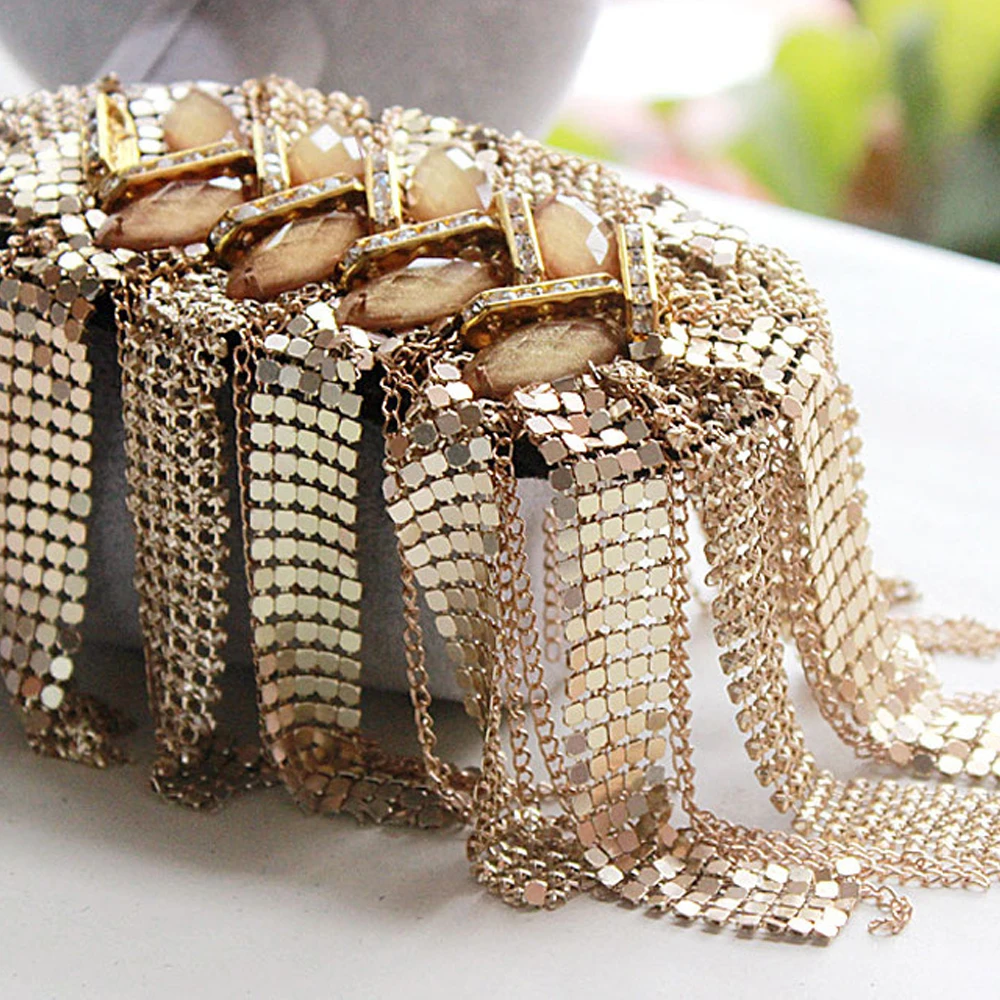 Dress accessories performance dress Western decoration men and women shoulder bracelet Jewelry Brooch
Dress accessories performance dress Western decoration men and women shoulder bracelet Jewelry Brooch