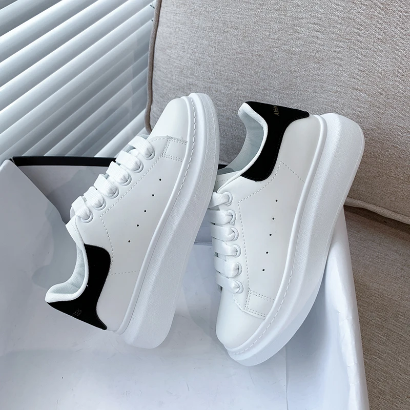 Happy original Jinjiang Spring the lady small white shoe female student version of the trend of small white shoes
Happy original Jinjiang Spring the lady small white shoe female student version of the trend of small white shoes