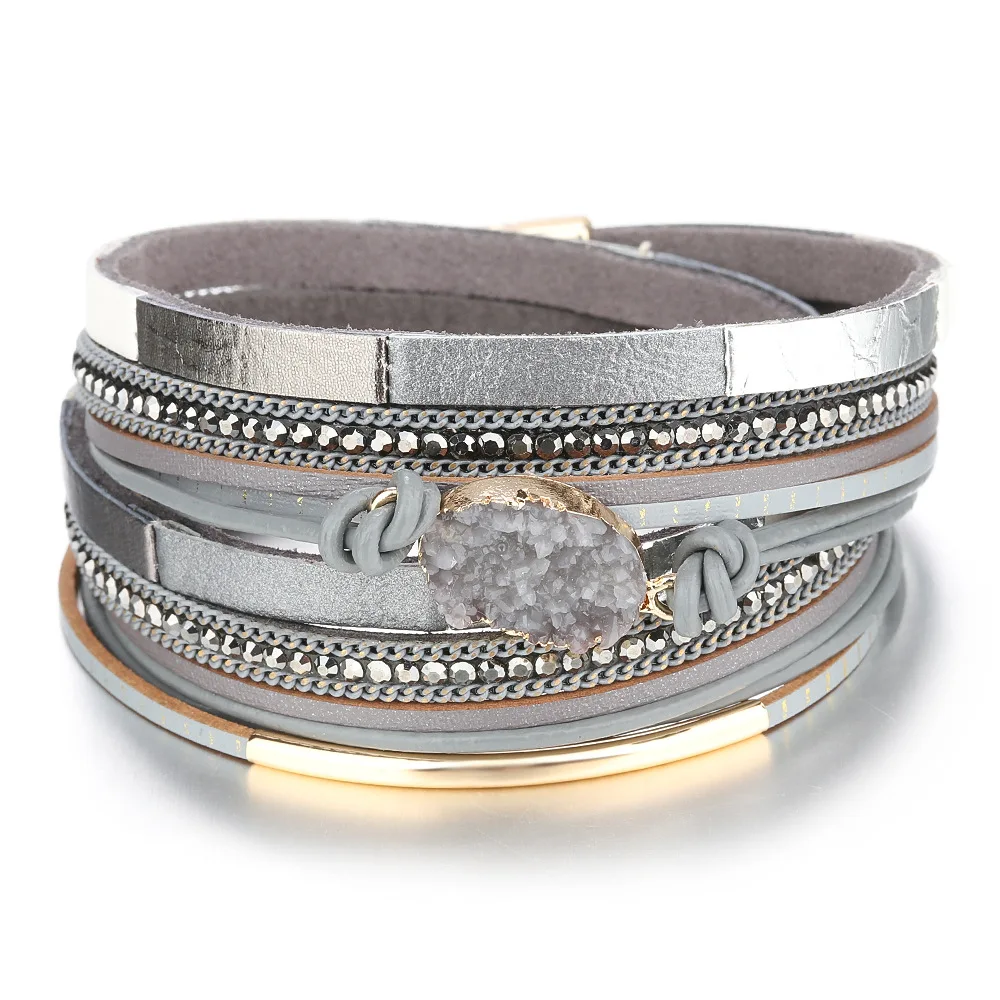 European and American popular color matching oval stone bracelet women's magnetic button multi-layer Leather Bracelet
European and American popular color matching oval stone bracelet women's magnetic button multi-layer Leather Bracelet