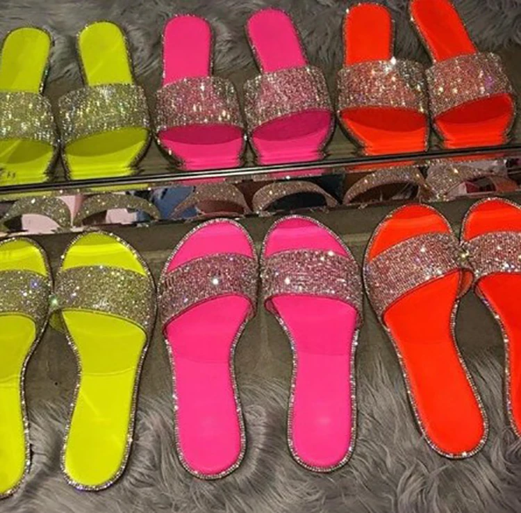 Ready to ship Cheap price clear PVC with diamond flat women slide lady sandals, As photo
Ready to ship Cheap price clear PVC with diamond flat women slide lady sandals, As photo