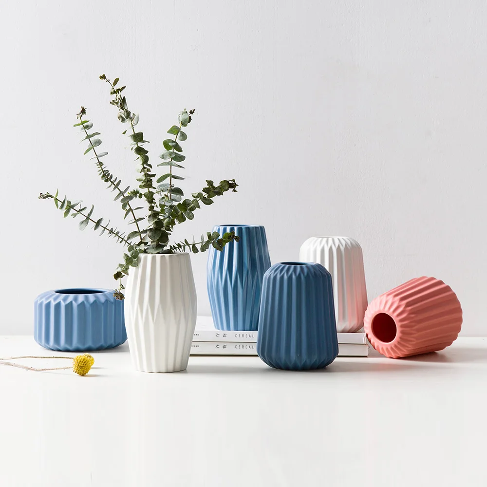 1 pc Origami Ceramic Flower Home Decor Elegant Tabletop Vase Porcelain Centerpiece Water Planting Container
1 pc Origami Ceramic Flower Home Decor Elegant Tabletop Vase Porcelain Centerpiece Water Planting Container