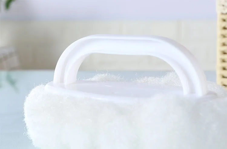 Soft bristles bathtub brush easily squeegee water