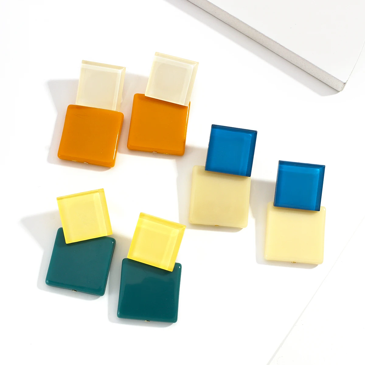 New Design Double Square Candy Colors Acrylic Drop Earrings For Women 2021 Fashion Jewelry Wholesale Aretes
New Design Double Square Candy Colors Acrylic Drop Earrings For Women 2021 Fashion Jewelry Wholesale Aretes