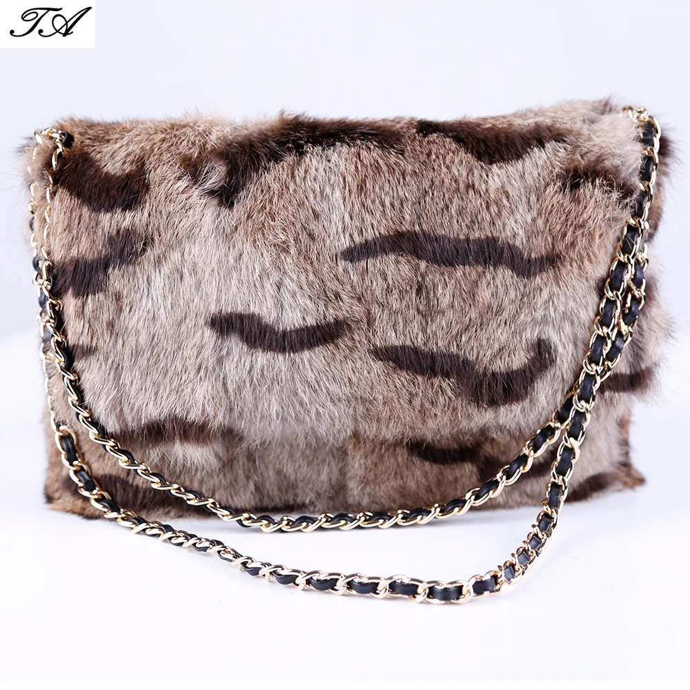 Fashion Multi Functional Cat Pattern Rectangular Shape Winter Print Real Rabbit Fur Fur Bag
Fashion Multi Functional Cat Pattern Rectangular Shape Winter Print Real Rabbit Fur Fur Bag
