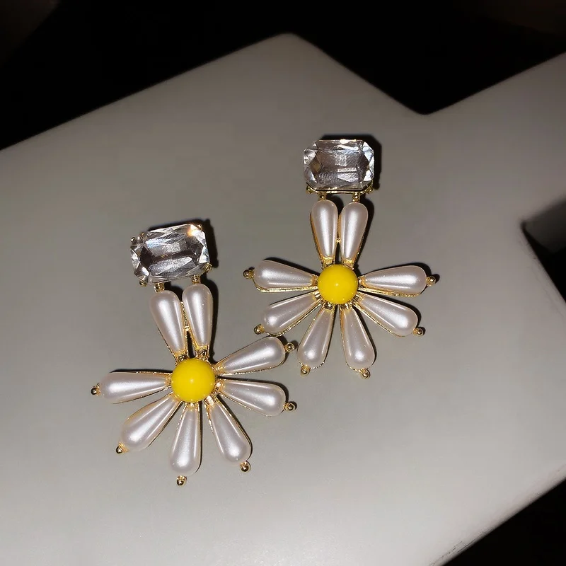 Cute Metal Flower Stud Earrings For Women Girl Fashion Big Sweet Earring Summer Jewelry Gifts, Picture shows
Cute Metal Flower Stud Earrings For Women Girl Fashion Big Sweet Earring Summer Jewelry Gifts, Picture shows