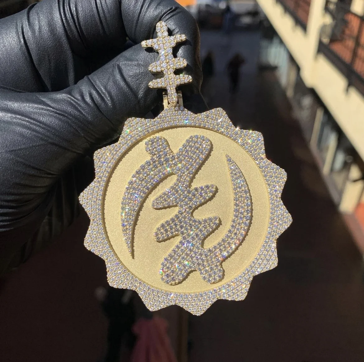 shining jewelry 2.5 inches 925 silver vvs moissante frosted pendant diamond pendant hip hop pass diamond test pendant
shining jewelry 2.5 inches 925 silver vvs moissante frosted pendant diamond pendant hip hop pass diamond test pendant