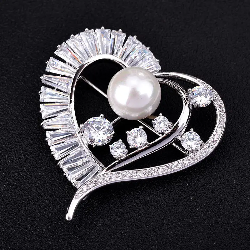 custom zircon crystal rhinestone pins brooches, pearl heart heart shaped crystal brooch women