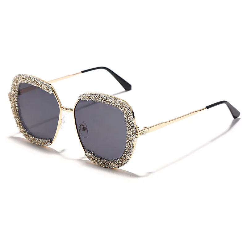 Fashion Diamonds Powder Bling Oversized Round Gradient UV400 PC Lens Gold Metal Sunglasses Shades Sunnies Eyewear For Women Men
Fashion Diamonds Powder Bling Oversized Round Gradient UV400 PC Lens Gold Metal Sunglasses Shades Sunnies Eyewear For Women Men