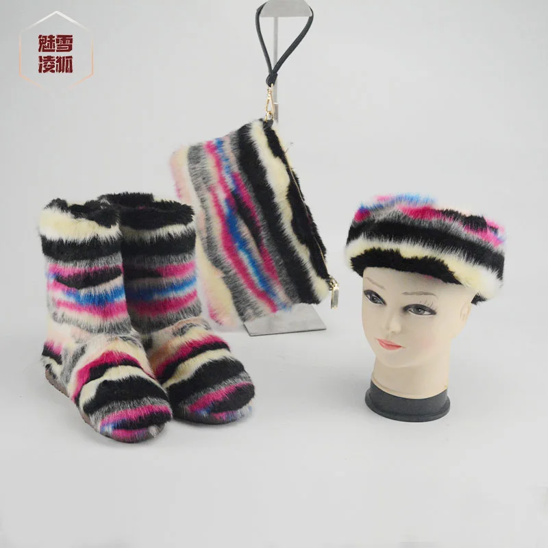 wholesale color fulfluffy faux fur boots sets matching with purse bags headband for ladies women, Customized color
wholesale color fulfluffy faux fur boots sets matching with purse bags headband for ladies women, Customized color