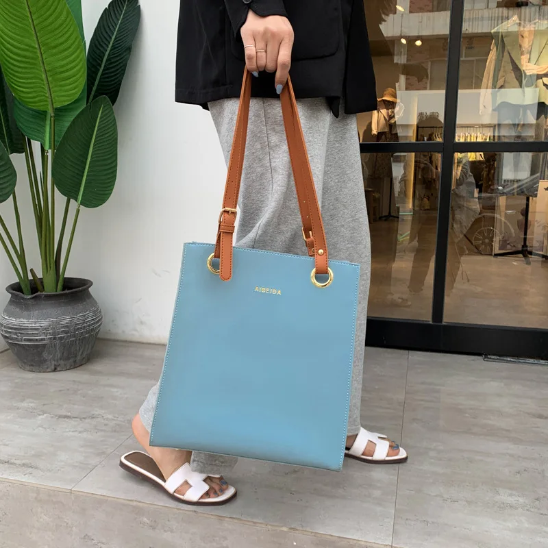 Factory wholesale young lady casual custom logo pu ladies tote bag handbags women shoulder bags
Factory wholesale young lady casual custom logo pu ladies tote bag handbags women shoulder bags