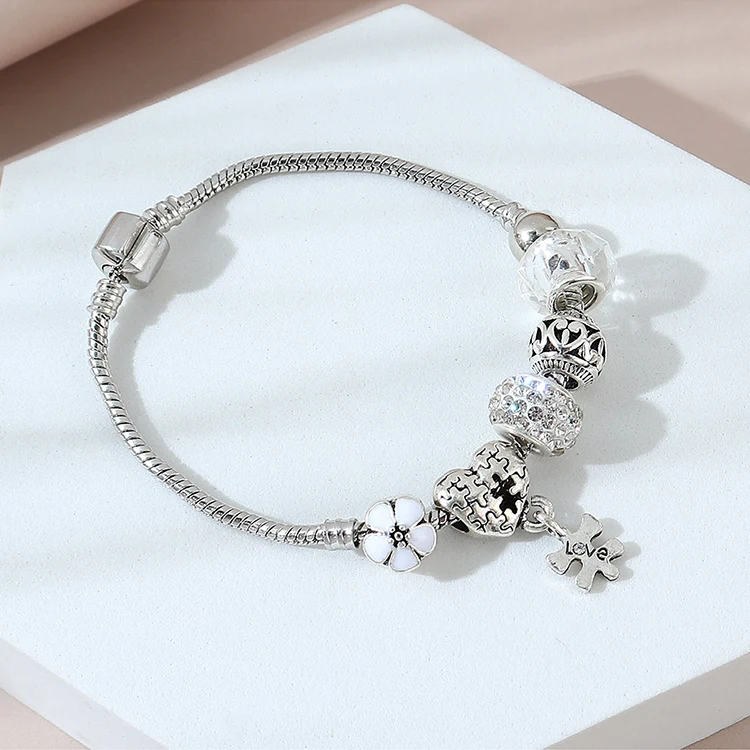 Retro Simple Transparent Glass Bead Charm Bracelet CZ Rhinestone Crystal Flower Heart Charm Bracelet For Women Party
Retro Simple Transparent Glass Bead Charm Bracelet CZ Rhinestone Crystal Flower Heart Charm Bracelet For Women Party
