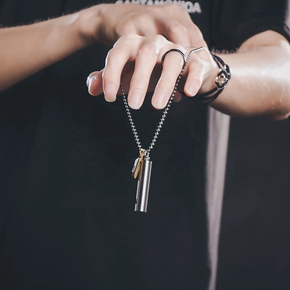 Hip Hop Men Women Ins Hip-Hop Titanium Stainless Steel Whistle Gemstone Diamond Necklace Pendant, Gold silver 
Hip Hop Men Women Ins Hip-Hop Titanium Stainless Steel Whistle Gemstone Diamond Necklace Pendant, Gold silver