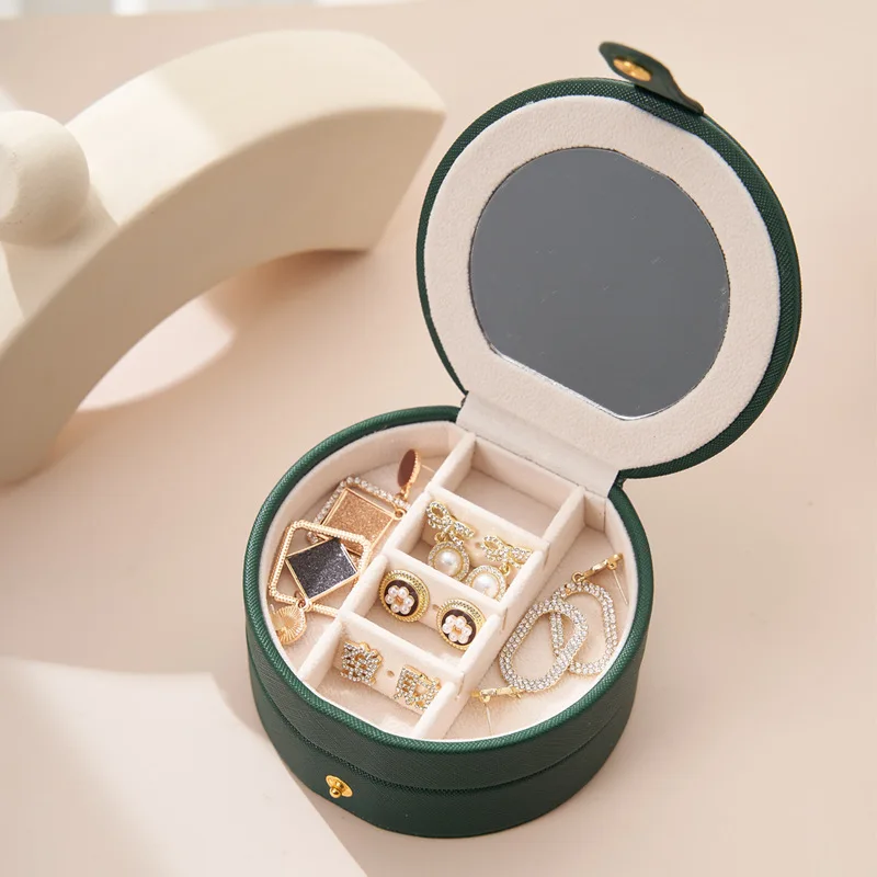 Mini Custom Logo Travel Jewelry Box Portable Ring Zipper leather Storage Case Small Jewellery Packaging gift Box
Mini Custom Logo Travel Jewelry Box Portable Ring Zipper leather Storage Case Small Jewellery Packaging gift Box