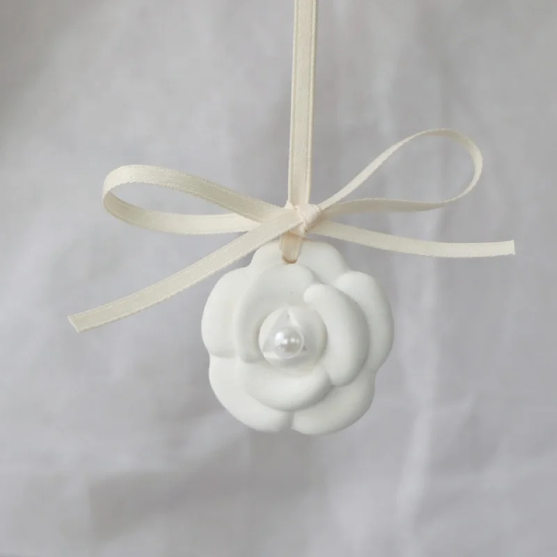 Hanging Camellia Shaped Car Decoration Air Freshener Ceramic Flower Fragrance Essential Oil Aromatherapy Diffuser, White
Hanging Camellia Shaped Car Decoration Air Freshener Ceramic Flower Fragrance Essential Oil Aromatherapy Diffuser, White