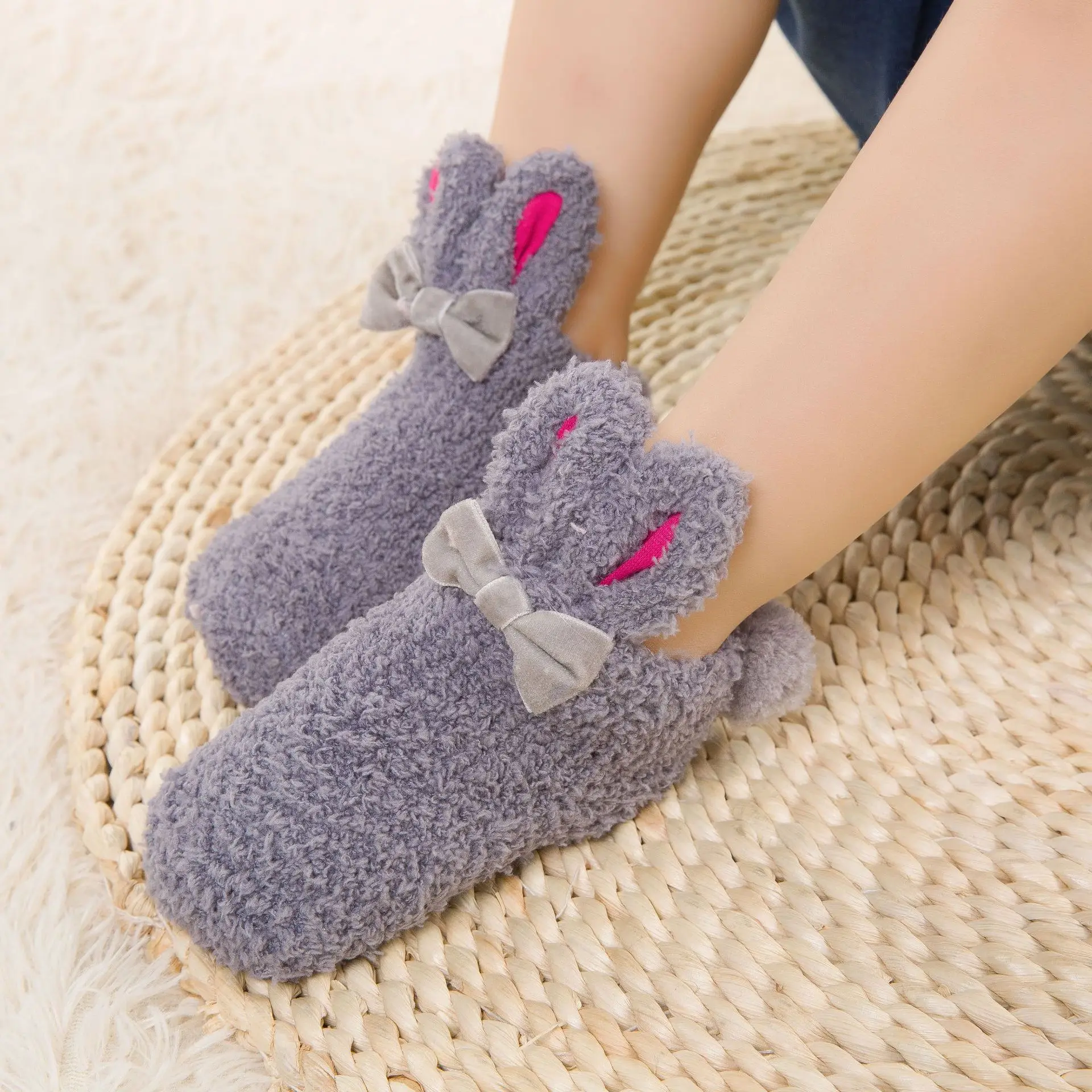 Autumn and winter new thickened coral velvet cartoon Rabbit anti slip dispensing Baby Socks Infant warm toddler floor socks, Picture
Autumn and winter new thickened coral velvet cartoon Rabbit anti slip dispensing Baby Socks Infant warm toddler floor socks, Picture