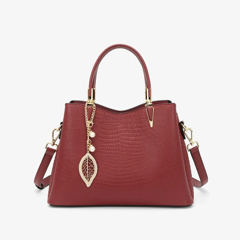 2022 Oem Custom Logo Luxury Embossed Real Leather Mom Leather Tote Bags For Women Purses Female Bag Trend Handbag, Black, wine red, blue
2022 Oem Custom Logo Luxury Embossed Real Leather Mom Leather Tote Bags For Women Purses Female Bag Trend Handbag, Black, wine red, blue