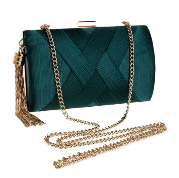 New fashion shell heart evening clutch bags shoulder bag wholesale satin Evening Bag factory price in china, Customized
New fashion shell heart evening clutch bags shoulder bag wholesale satin Evening Bag factory price in china, Customized