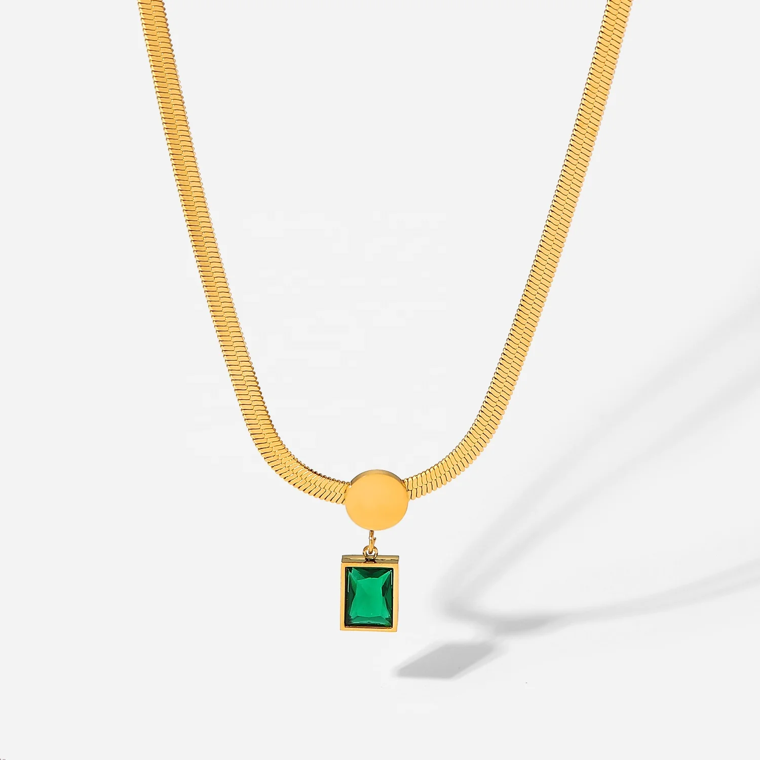18K Gold Plated Stainless Steel Green Square Zircon Pendant Snake Chain Necklace For Women's 2022
18K Gold Plated Stainless Steel Green Square Zircon Pendant Snake Chain Necklace For Women's 2022