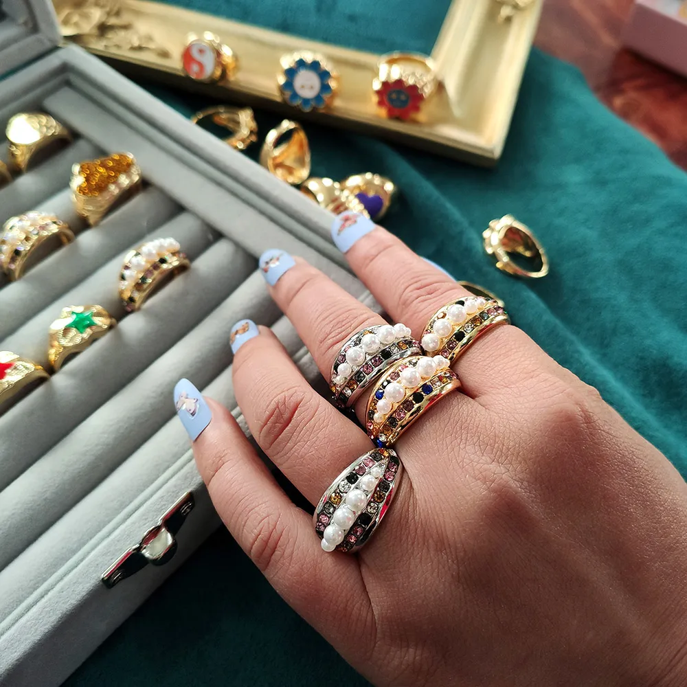 Beautiful Graceful Tiny Crystal Rhinestone Pave Pearl Beads Round Rings For Women Elegant Finger Jewelry, Gold, silver
Beautiful Graceful Tiny Crystal Rhinestone Pave Pearl Beads Round Rings For Women Elegant Finger Jewelry, Gold, silver