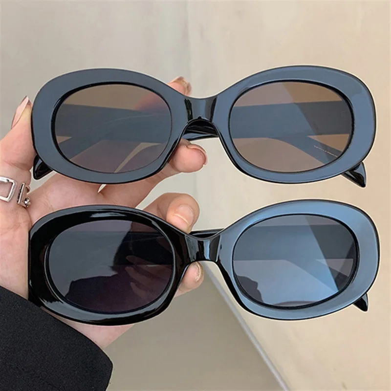 LBAshades 4535 Oval sunglasses women's summer retro trend street photography driving uv protective sunglasses
LBAshades 4535 Oval sunglasses women's summer retro trend street photography driving uv protective sunglasses