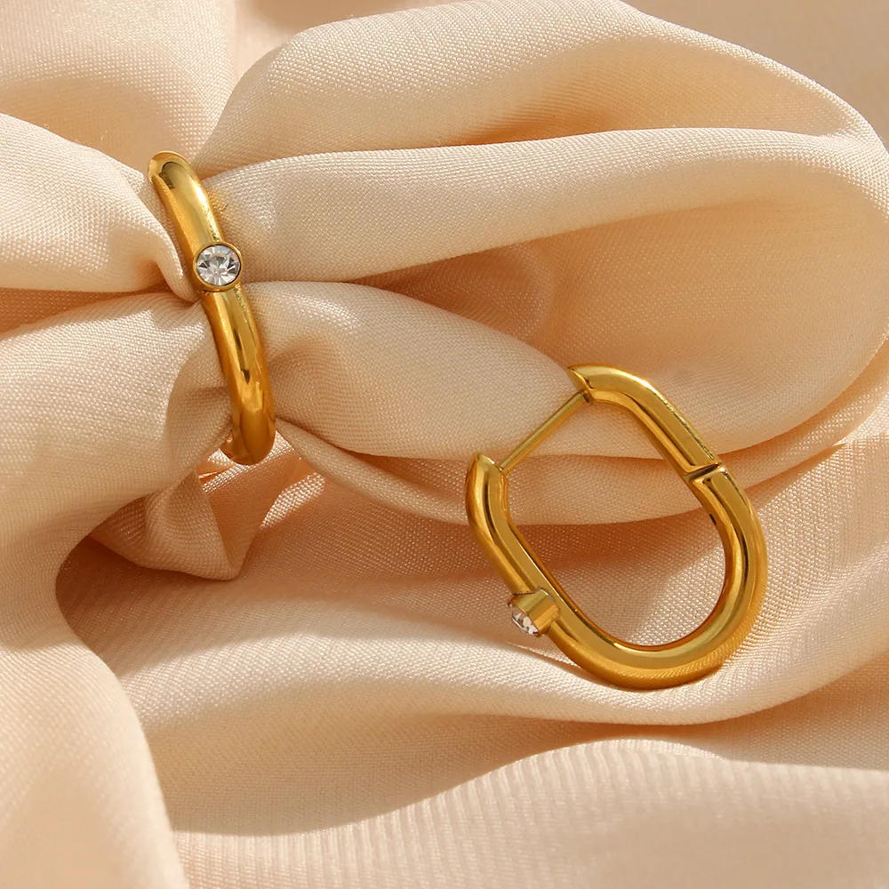 Fashion Jewelry Popular Trendy Style Gold Plated Stainless Steel Zircon Women Jewelry Hoop Earrings
Fashion Jewelry Popular Trendy Style Gold Plated Stainless Steel Zircon Women Jewelry Hoop Earrings