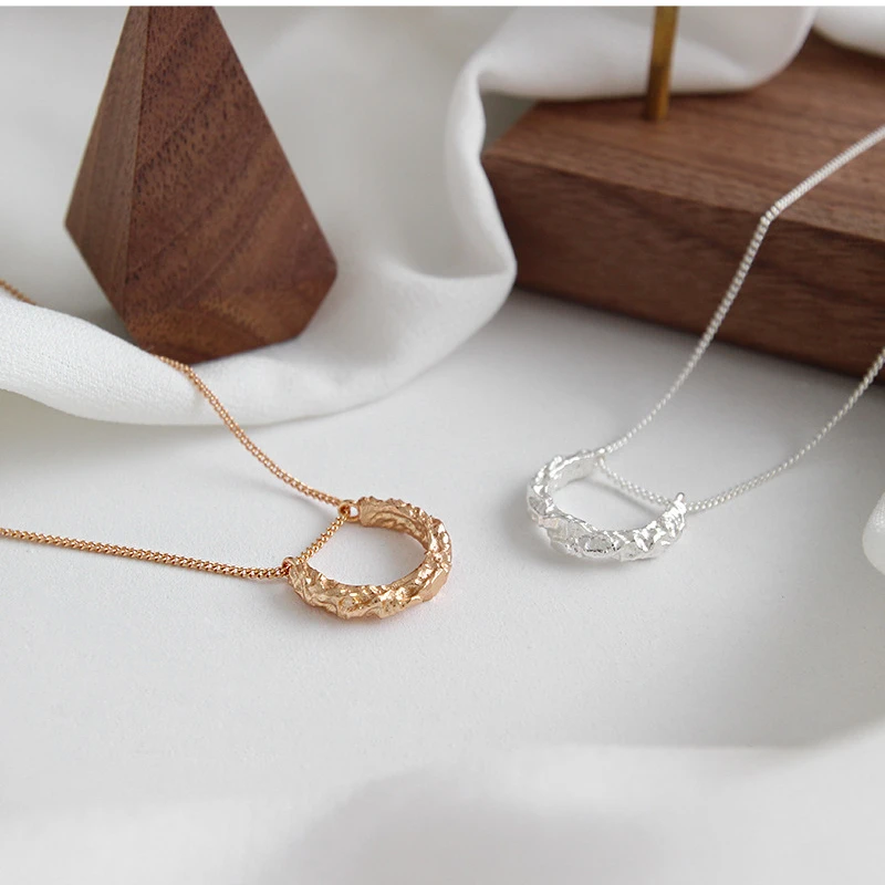 Instagram High Quality Simple Design 925 Sterling Silver Necklace Irregular Geometric Semicircle Necklace, As the picture
Instagram High Quality Simple Design 925 Sterling Silver Necklace Irregular Geometric Semicircle Necklace, As the picture