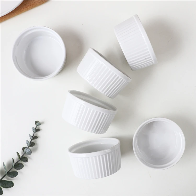 High quality modern round porcelain dessert souffle baking dish restaurant ceramic ramekins, Colorful
High quality modern round porcelain dessert souffle baking dish restaurant ceramic ramekins, Colorful