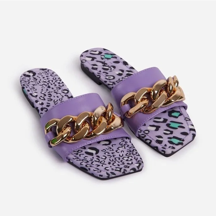 New summer sandals for women decorated with thick chain flat slippers new arrivals 2021, Pink,black,purple,green
New summer sandals for women decorated with thick chain flat slippers new arrivals 2021, Pink,black,purple,green