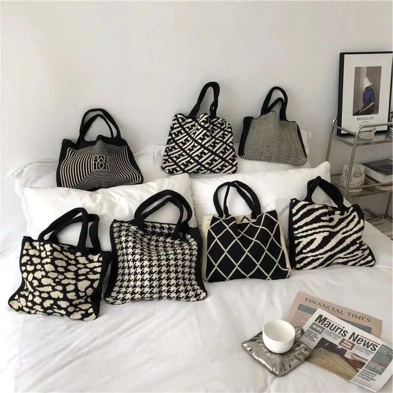 Lady fashion handbags 2021 new trendy retro wool women hand bags shopping bag shoulder bag
Lady fashion handbags 2021 new trendy retro wool women hand bags shopping bag shoulder bag