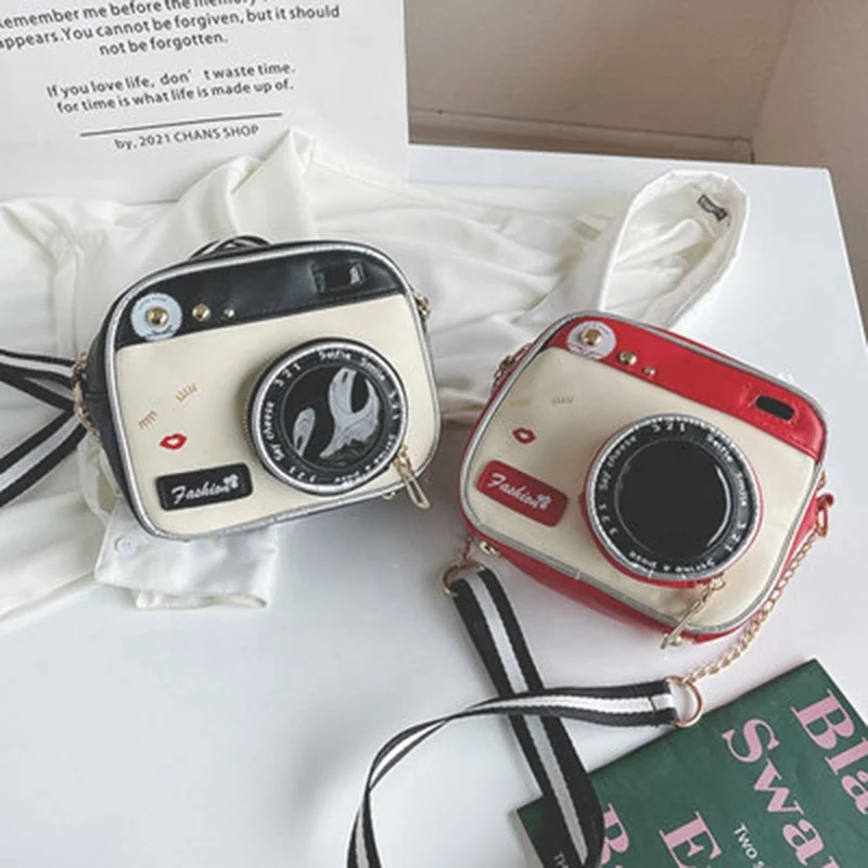 Canvas milk tea diagonal bag Harajuku girl camera bag new fashion and versatile one-shoulder mobile phone bag, Black/red/pink
Canvas milk tea diagonal bag Harajuku girl camera bag new fashion and versatile one-shoulder mobile phone bag, Black/red/pink