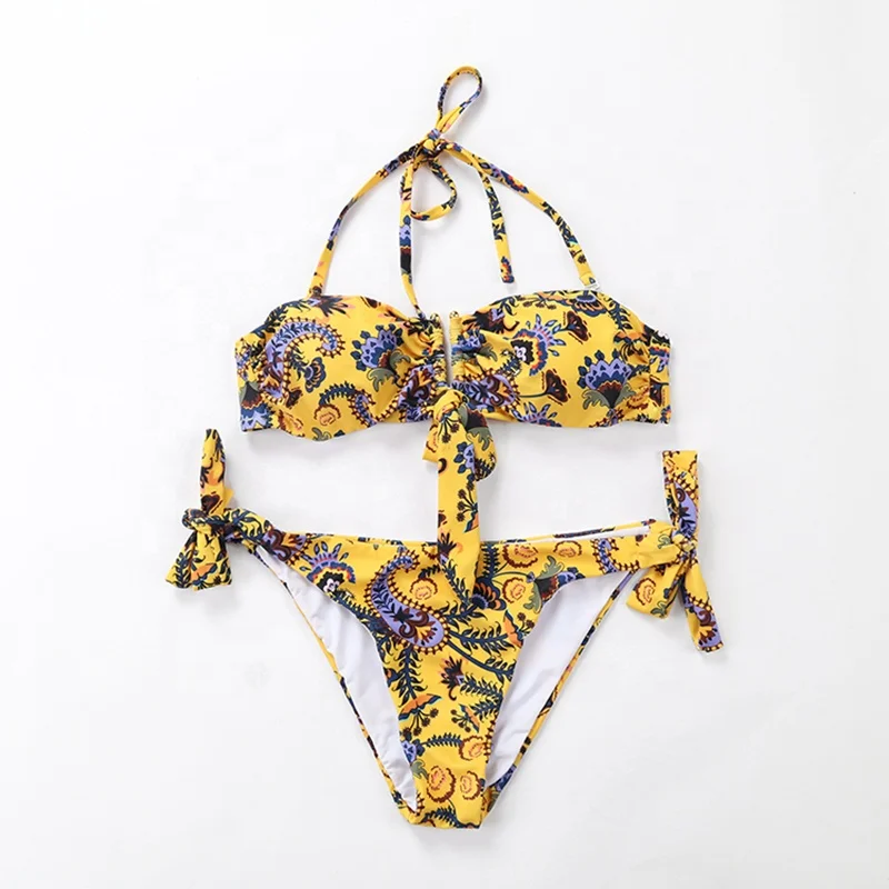 2021NEW design Latest Design Women Girls Sweet Sexy Paisley Print Backless Tube Top Swimsuit Two Piece Micro Bikini
2021NEW design Latest Design Women Girls Sweet Sexy Paisley Print Backless Tube Top Swimsuit Two Piece Micro Bikini