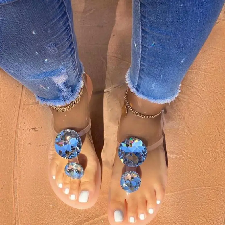 Newest fashion beach slippers Latest design pearl slide sandals flat women diamond flip flops
Newest fashion beach slippers Latest design pearl slide sandals flat women diamond flip flops