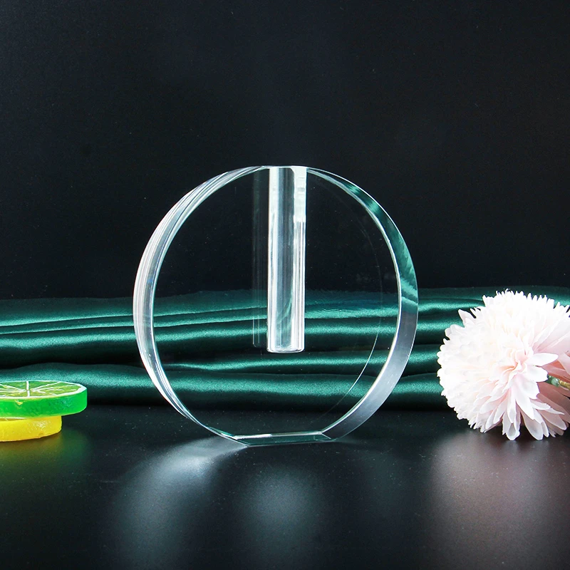 Factory Wholesale Modern Decorative Handmade Wedding Table Decoration Transparent Crystal Glass Flower Vase
Factory Wholesale Modern Decorative Handmade Wedding Table Decoration Transparent Crystal Glass Flower Vase