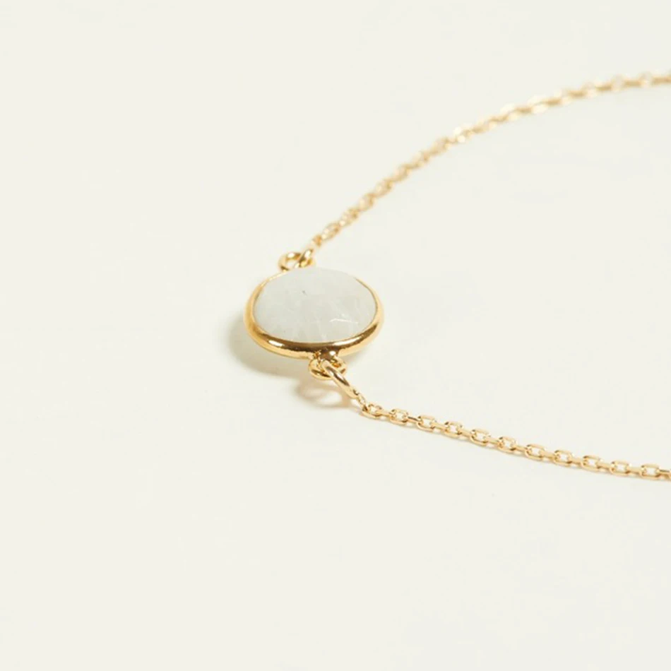 Luxury Band 925 Sterling Silver Gold Plated Crystal Stone Round Shape Bracelet For Woman Fashion Jewelry, Customized color
Luxury Band 925 Sterling Silver Gold Plated Crystal Stone Round Shape Bracelet For Woman Fashion Jewelry, Customized color