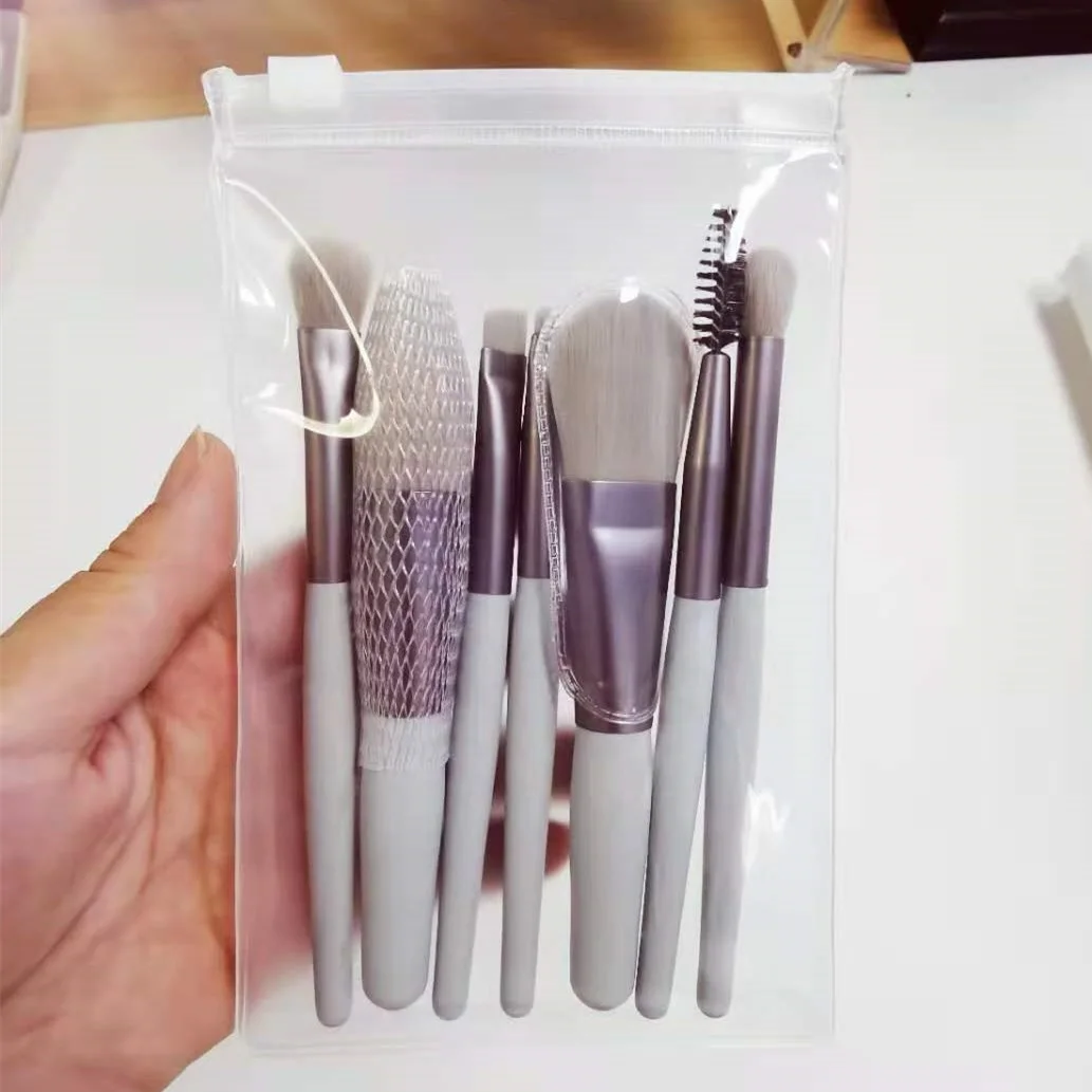 8 Pcs Mini Wooden Handle Soft Hair Makeup Brush Set Portable Beauty Tool for Beginners, Pics
8 Pcs Mini Wooden Handle Soft Hair Makeup Brush Set Portable Beauty Tool for Beginners, Pics