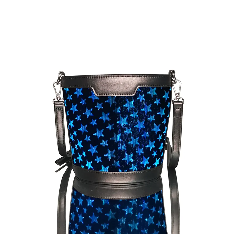 Real leather Rechargeable Flashing Glowing Drawstring Light up fiber optic handbag optical fiber bag led tote bag led handbag
Real leather Rechargeable Flashing Glowing Drawstring Light up fiber optic handbag optical fiber bag led tote bag led handbag