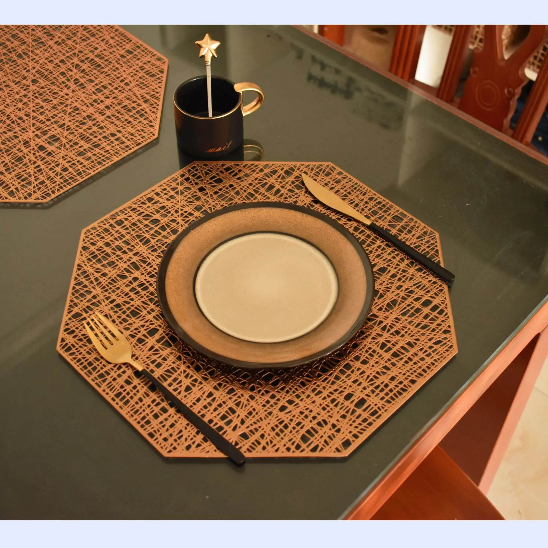 Simple Nordic Round Creative Octagonal Restaurant Hotel Decoration Pvc Insulation Round Placemats, Black, gold, silver, bright gold, colorful gradient, rose
Simple Nordic Round Creative Octagonal Restaurant Hotel Decoration Pvc Insulation Round Placemats, Black, gold, silver, bright gold, colorful gradient, rose