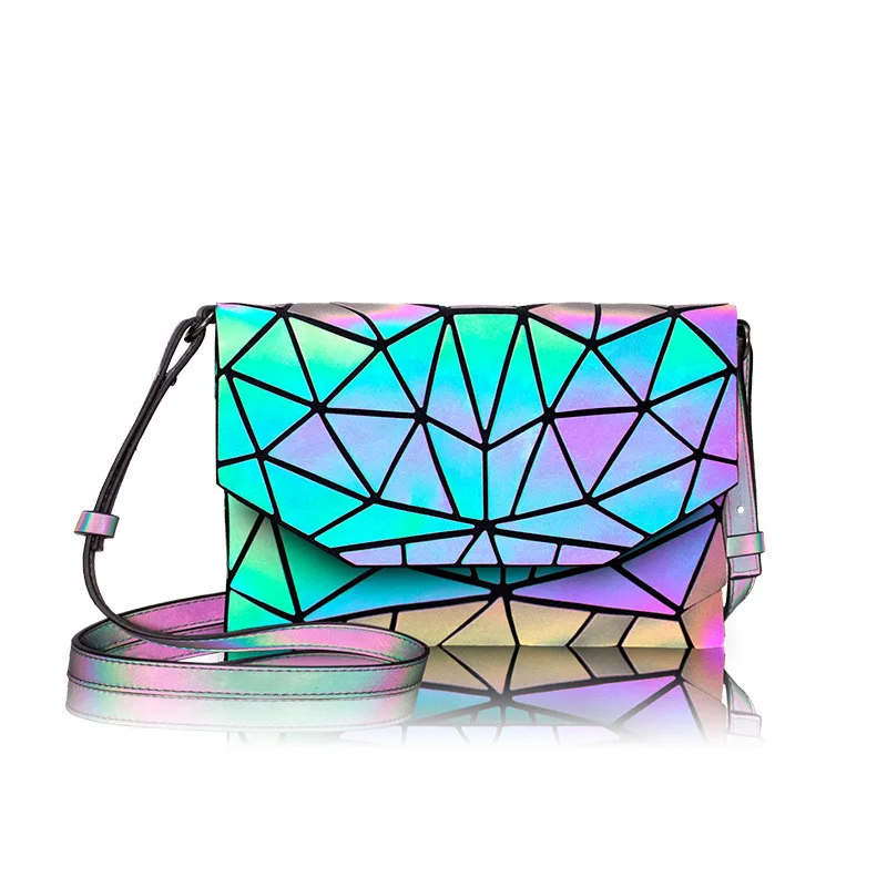 Women's Geometric luminous crossbody bag 2021 hot sale luminous handbag for Girls cell phone lipstick makeup Trave shopping
Women's Geometric luminous crossbody bag 2021 hot sale luminous handbag for Girls cell phone lipstick makeup Trave shopping